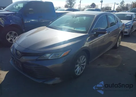 2019 Toyota Camry Le из США, поврежденный, VIN 4T1B11HKXKU257188